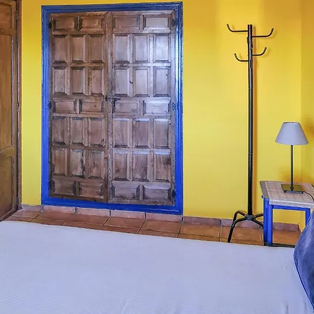 Apartment 2 Bedroom Cozy Apartment In El Campello *